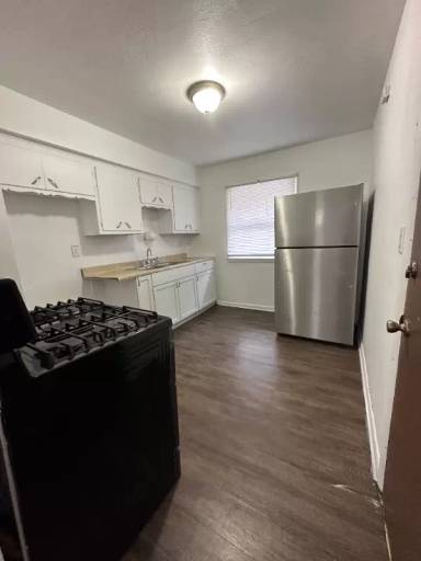 Main picture of 5830 N 65th St