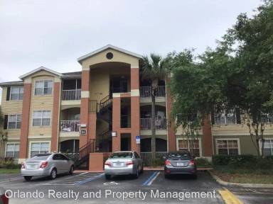 Main picture of 1979 Summer Club Dr