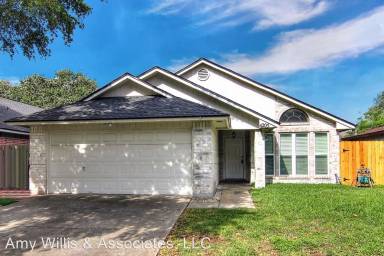Main picture of 4205 Holly Ridge Dr