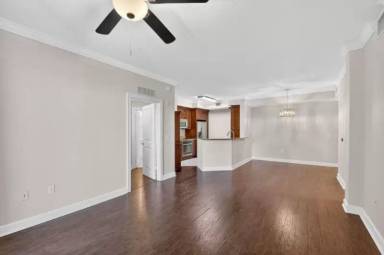Main picture of Vizcaya Lakes Condo