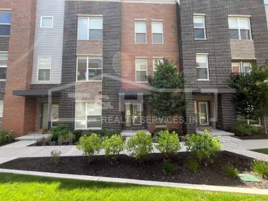 Main picture of 731 Perth Ln