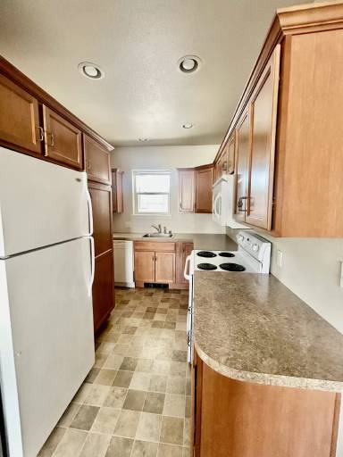 Main picture of 523 Front St