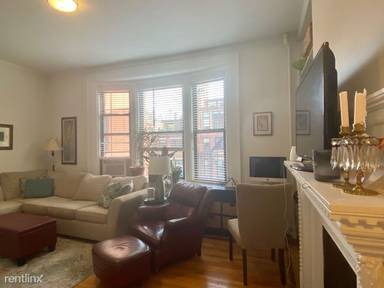 Main picture of 172 Commonwealth Ave
