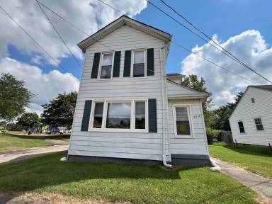 Main picture of 2014 Sherman Ave