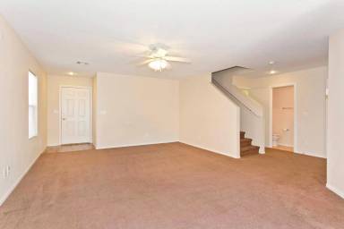 Main picture of 9983 Shallot Ct