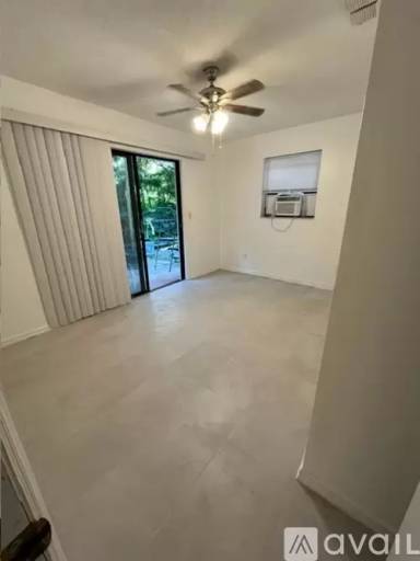 Main picture of 1735 Timocuan Way