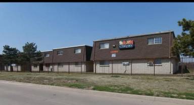 Main picture of 6405 NW Oak Ave