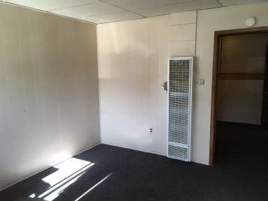 Main picture of 106 State St