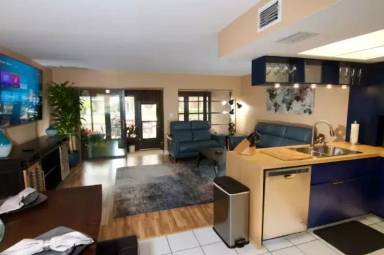 Main picture of 2571 Cyprus Dr