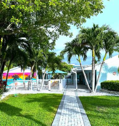 Main picture of 523 72nd Ave