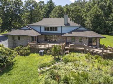 Main picture of 26 Canter Ct
