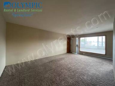 Main picture of 3013 6th Ave