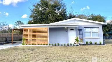 Main picture of 768 Hillview Dr