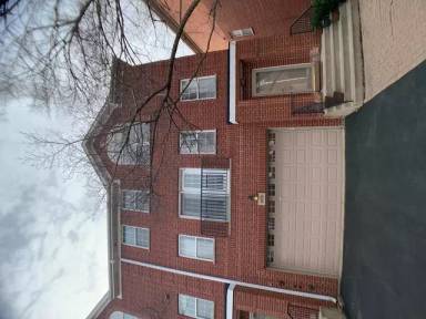Main picture of 905 Enfield Dr