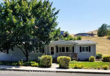 Main picture of 2604 E 15th St
