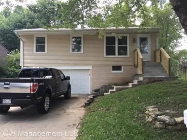 Main picture of 644 N Mohican Dr