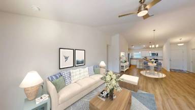 Main picture of 605 Crowberry Rd NE