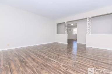 Main picture of 5976 Radnor Rd