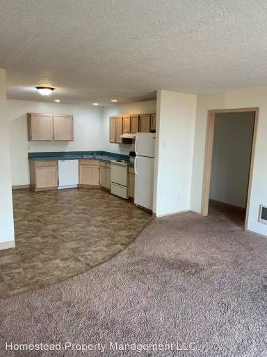 Main picture of 762-764-766 Catron St N