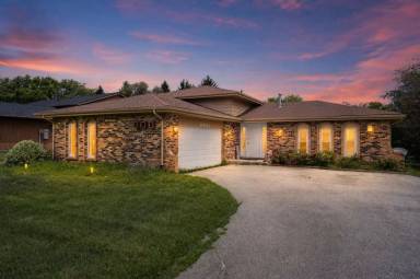 Main picture of 3561 Sunrise Dr