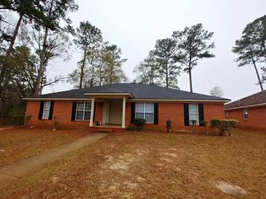 Main picture of 3112 Fernridge Dr