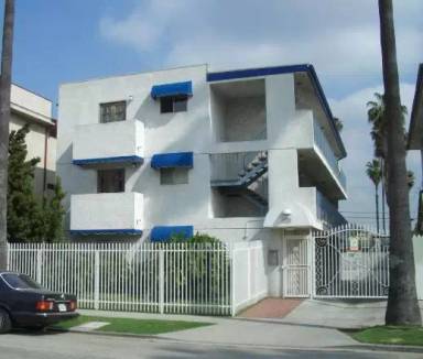 Main picture of 14333 Haynes St