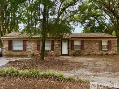 Main picture of 4214 Pointe Haven Dr S