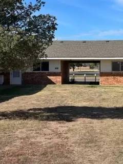 Main picture of 100 Plum Ave