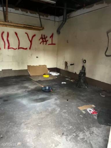Main picture of 121 Zion St