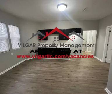 Main picture of 913 W 144th St