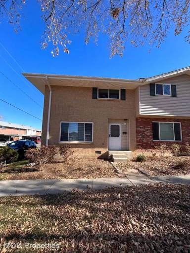 Main picture of 9223 E Mansfield Ave