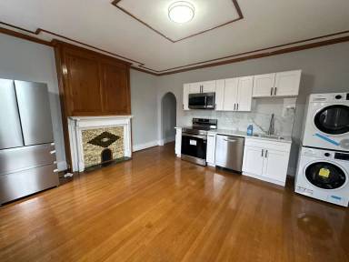 Main picture of 1640 W Ritner St