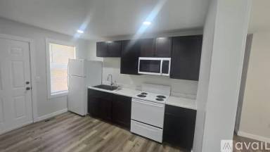 Main picture of 282 Jefferson Ave