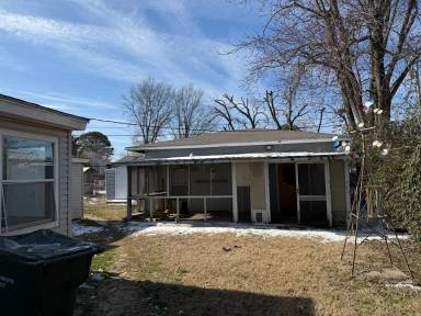Main picture of 3520 Northview Dr