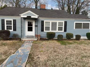 Main picture of 127 Nelson St