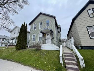 Main picture of 1110 Erie Ave