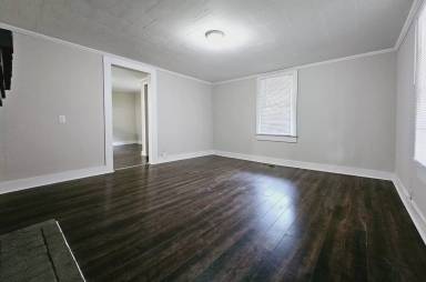Main picture of 145 Parrish St