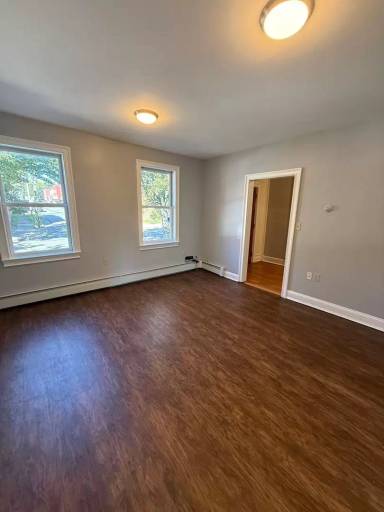 Main picture of 20 Dubois St