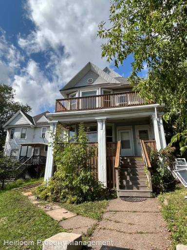Main picture of 208 Piedmont Ave