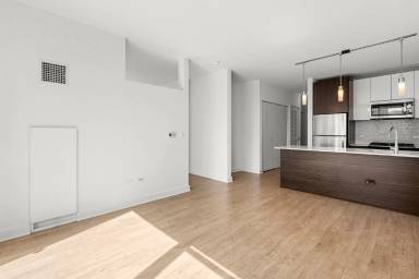 Main picture of 203 N Garland Ct