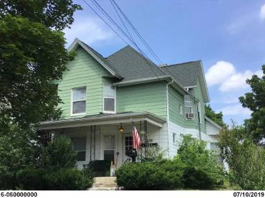 Main picture of 1516 Pringle Ave
