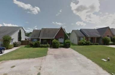 Main picture of 1307 W Kentucky Ave