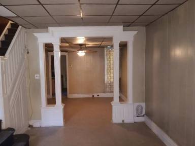 Main picture of 1919 N Patton St