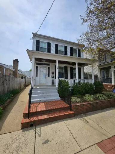 Main picture of 1302 Sophia St