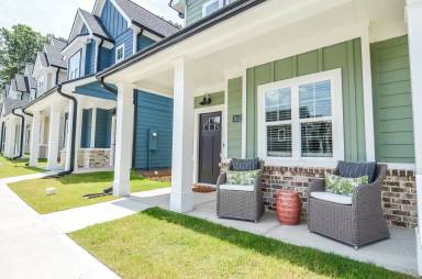 Main picture of Ivy Hill Cottages