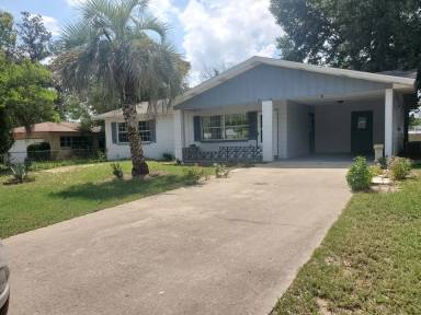 Main picture of 472 Lake Rd