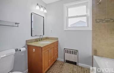 Main picture of 32 6th St