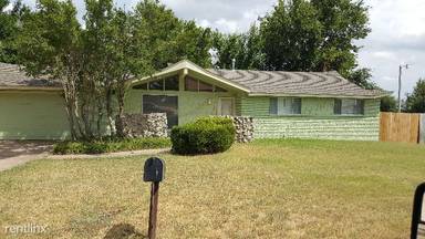 Main picture of 306 Ridgecrest Dr