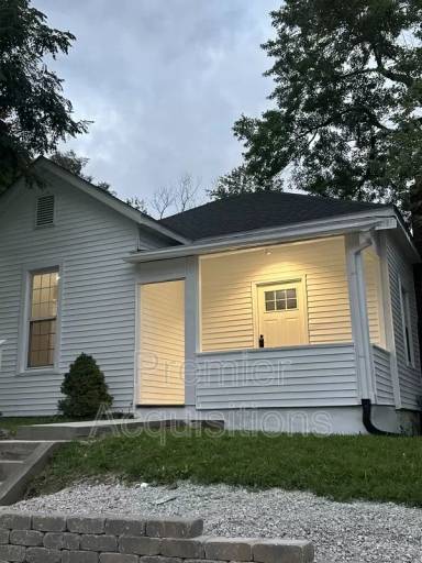 Main picture of 825 Easton St