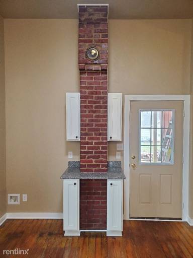 Main picture of 603 N Trinity St